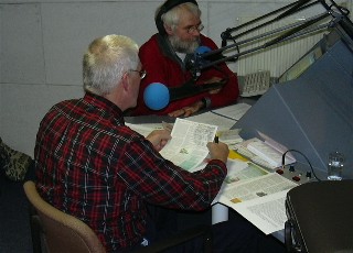 Hendrikus in de radiostudio